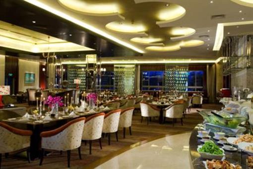 фото отеля Huaqiao New Century Grand Hotel