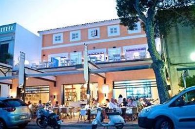 фото отеля Hostal Porto Colom Felanitx