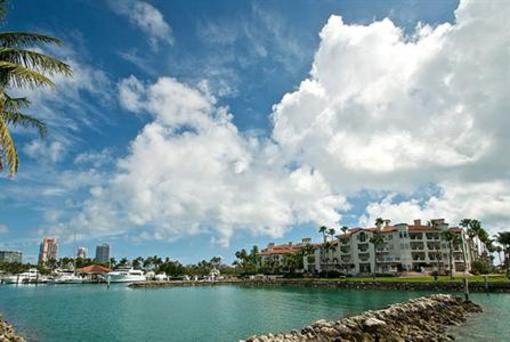 фото отеля Provident Luxury Suites Fisher Island