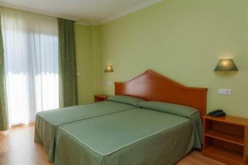 фото отеля Lombina Hotel