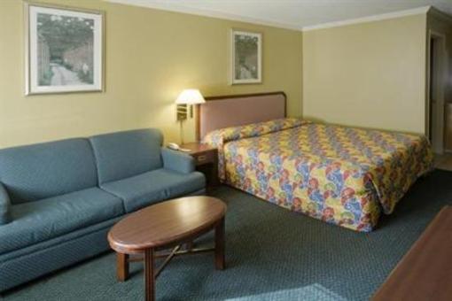 фото отеля Americas Best Value Inn & Suites Picayune