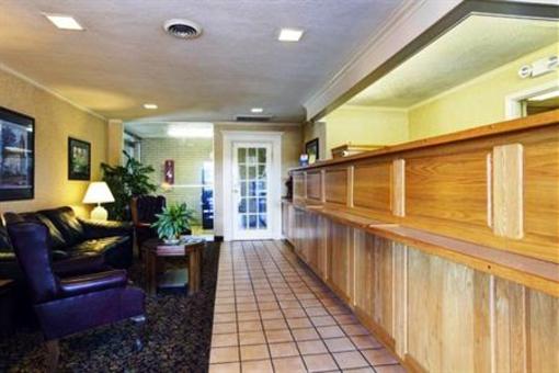 фото отеля Americas Best Value Inn Newberry (South Carolina)