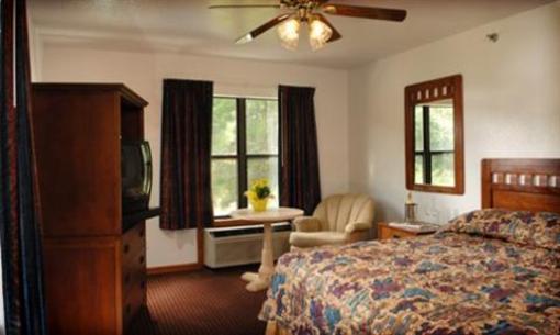фото отеля Fall Creek Inn & Suites Branson