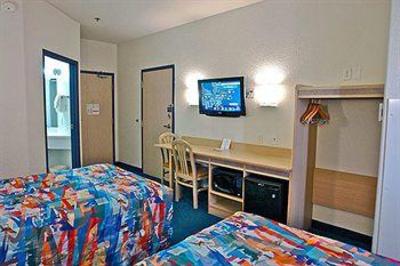 фото отеля Motel 6 Red Deer