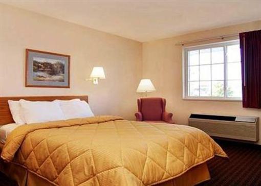 фото отеля Econo Lodge Inn and Suites Dickson