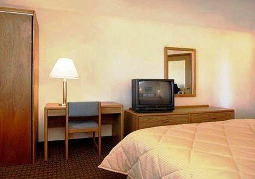 фото отеля Econo Lodge Inn and Suites Dickson