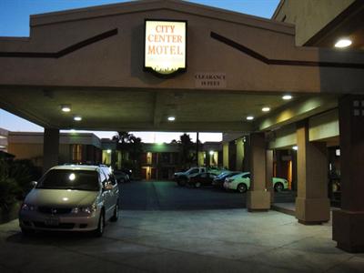 фото отеля City Center Motel