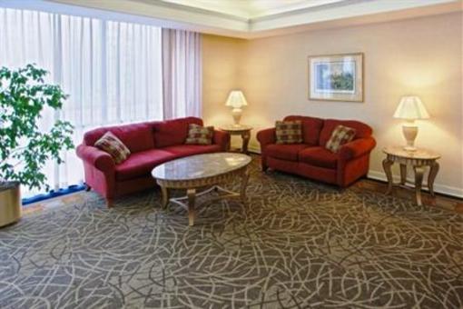 фото отеля Holiday Inn Roanoke - Tanglewood