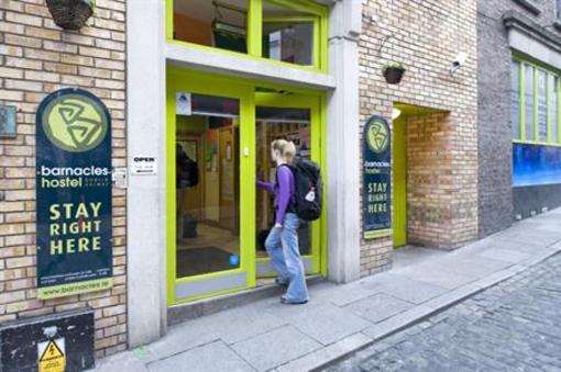 фото отеля Barnacles Quay Street House Hostel Galway