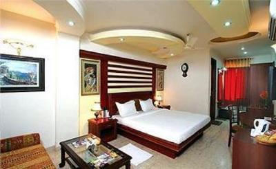 фото отеля TJS Royale Hotel New Delhi