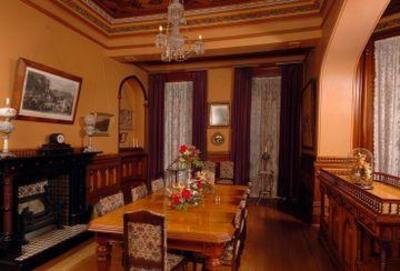 фото отеля Larnach Castle Lodge