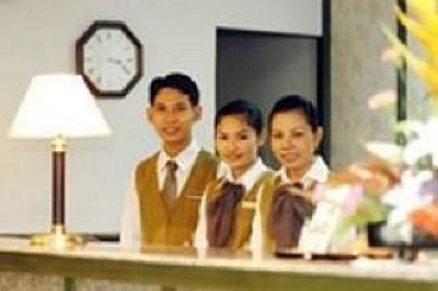 фото отеля Yellow Ribbon Hills Executive Apartments Bangkok