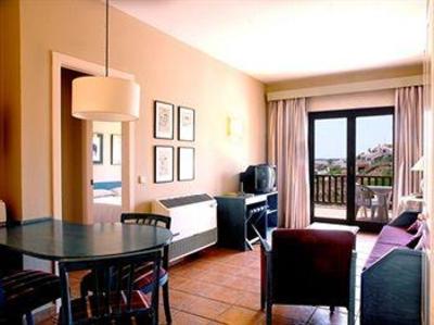 фото отеля Aparthotel HG Cala Llonga