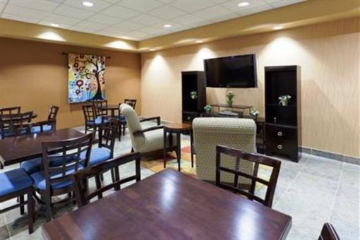 фото отеля Holiday Inn Express Hotel And Suites Ashtabula