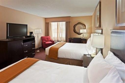 фото отеля Holiday Inn Express Hotel And Suites Ashtabula