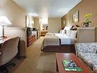 фото отеля Hawthorn Suites by Wyndham Napa Valley