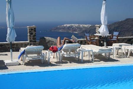 фото отеля Imerovigli Palace Luxury Suites