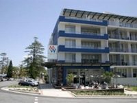 Macquarie Waters Hotel & Apartments