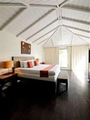 фото отеля Iyara Beach Hotel & Plaza