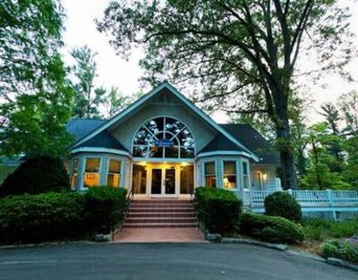 фото отеля Highland Lake Inn