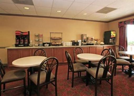 фото отеля Super 8 Motel Alvin