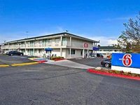 Motel 6 Tacoma South