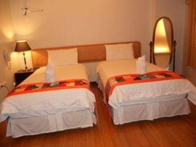 фото отеля Cinfandel Suites