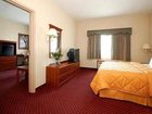 фото отеля Comfort Inn & Suites East