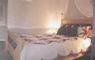 фото отеля Green Lantern Inn Bed and Breakfast Carmel By the Sea