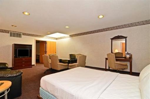 фото отеля Best Western Hospitality Inn Kalamazoo