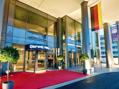 фото отеля Dorint Hotel am Heumarkt Koln
