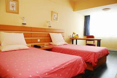 фото отеля Home Inn Wuhan Xiaodongmen