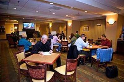 фото отеля Hampton Inn Carrollton