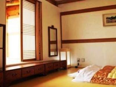 фото отеля Youngsanjae Hanok Hotel