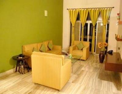 фото отеля Roxel Inn Golden Enclave Bangalore