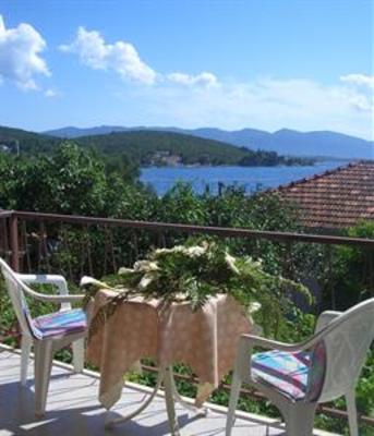 фото отеля Lupis Apartments Loviste