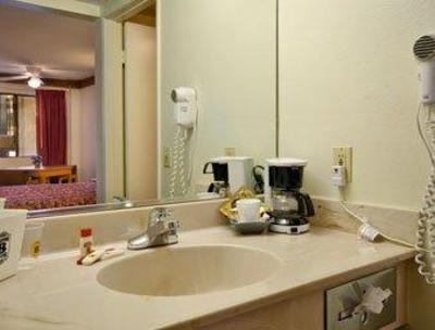 фото отеля Americas Best Value Inn Hesperia