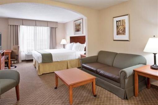 фото отеля Holiday Inn Express Hotel & Suites Bay City