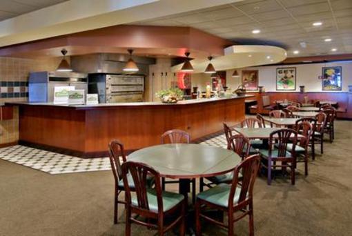 фото отеля Holiday Inn Hotel & Suites Overland Park West