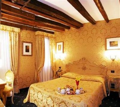 фото отеля Hotel Noemi