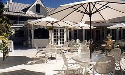 фото отеля Olde Marco Island Inn and Suites
