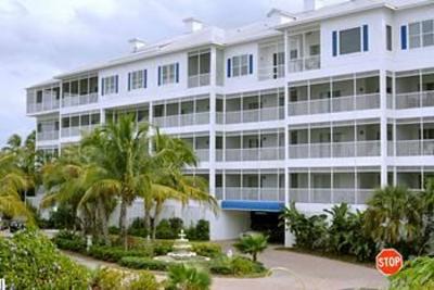 фото отеля Olde Marco Island Inn and Suites