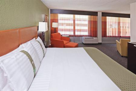фото отеля Holiday Inn Tulsa City Center