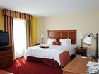 фото отеля Hampton Inn & Suites Louisville East