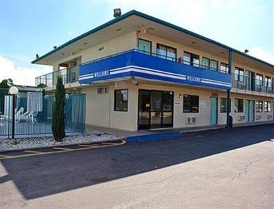 фото отеля Motel 6 Carlsbad (New Mexico)