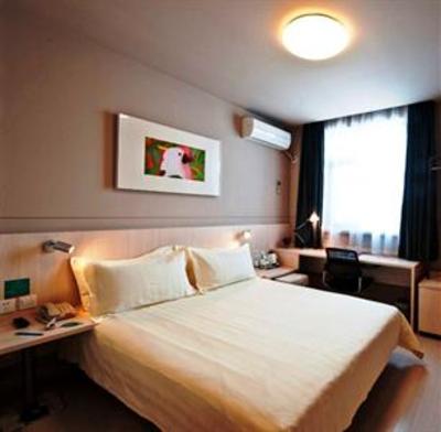 фото отеля Jinjiang Inn Huaqiang Tourist Town Wuhu