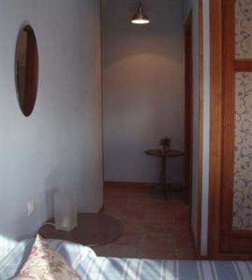 фото отеля Hostal De La Luz