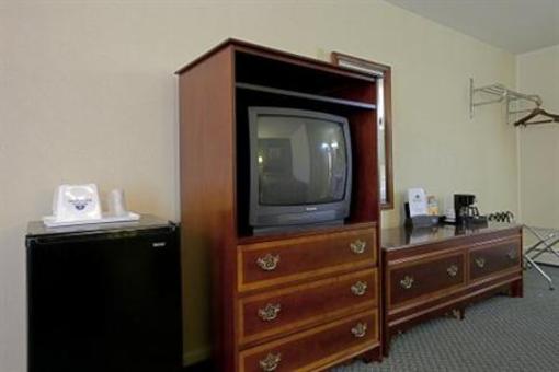 фото отеля Americas Best Value Inn Brunswick