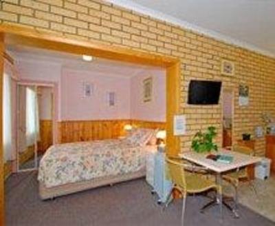фото отеля Bicheno's Ocean View Retreat