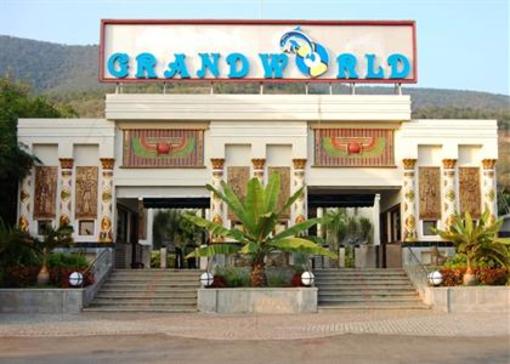 фото отеля Grand World